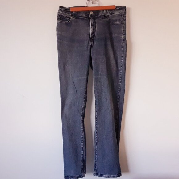 NYDJ High Rise Straight Leg Size 16 Medium Wash - Picture 4 of 14